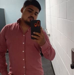 Meet your Posher, Javier